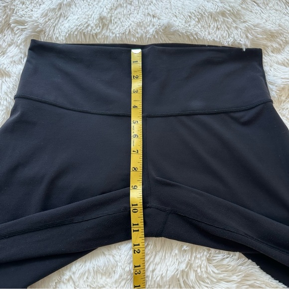 Lululemon Women’s Black Leggings Size: 10 - Picture 4 of 9